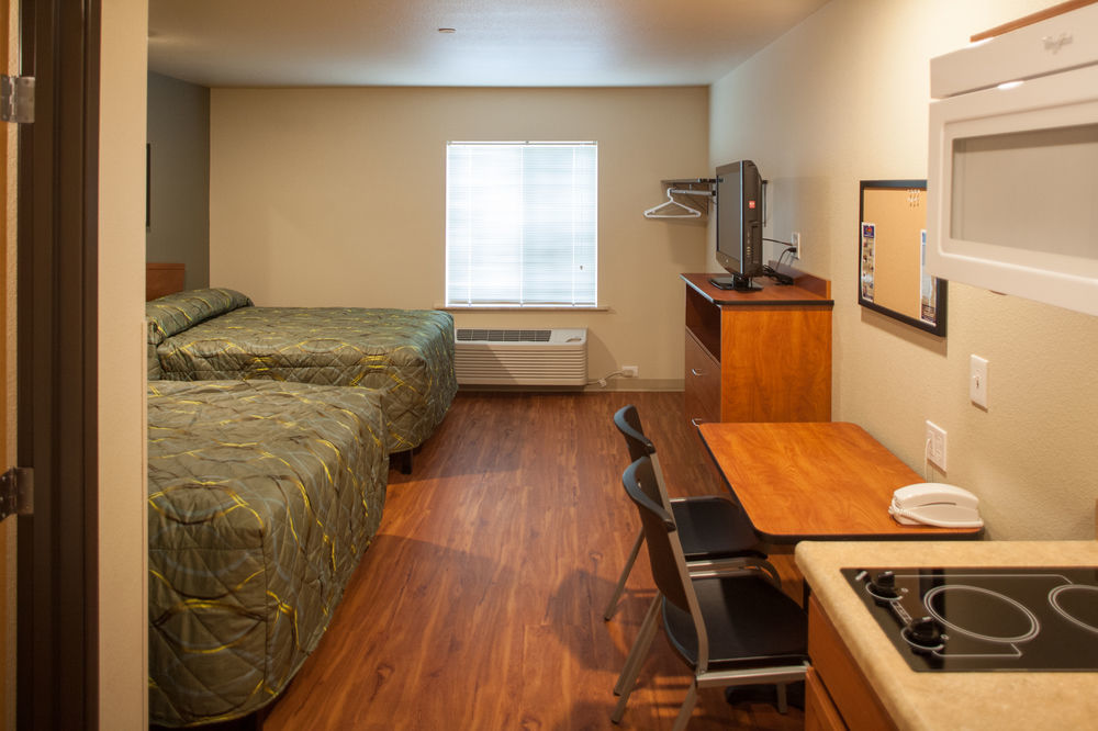 Woodspring Suites Lake Charles Bagian luar foto