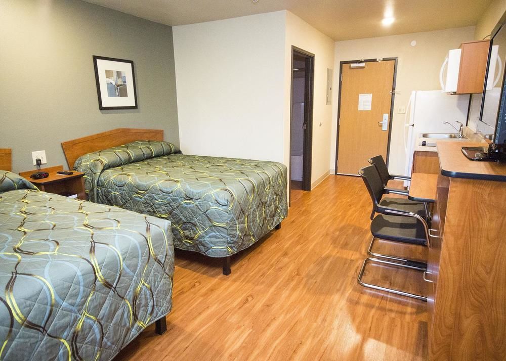 Woodspring Suites Lake Charles Bagian luar foto